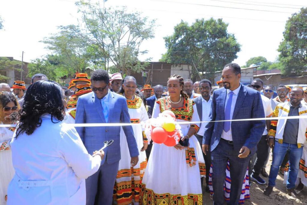 የብርብር መጀመሪያ ደረጃ ሆስፒታል የምረቃ መርሀግብር እየተከናወነ ይገኛል