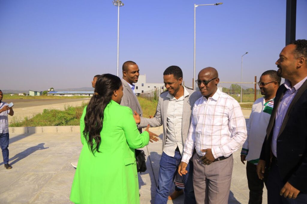 በኢፌዲሪ ጤና ሚኒስቴር ሚኒስትር ዴኤታ በወ/ሮ ፍሬህይወት አበበ የተመራው ልዑካን ቡድን አሪ ዞን ጂንካ ከተማ ገብተዋል